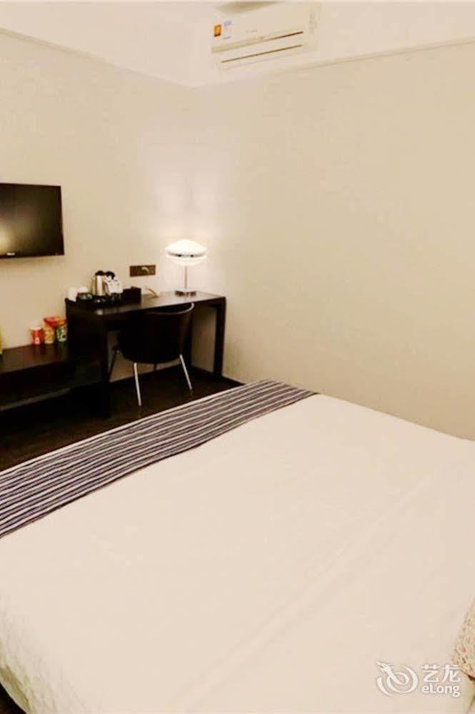 Sotel Inn Hotel San Yuan Li Branch Canton Extérieur photo