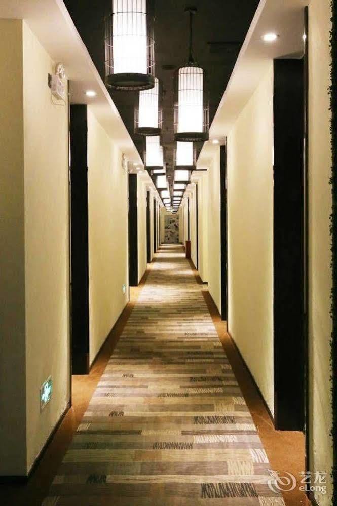 Sotel Inn Hotel San Yuan Li Branch Canton Extérieur photo